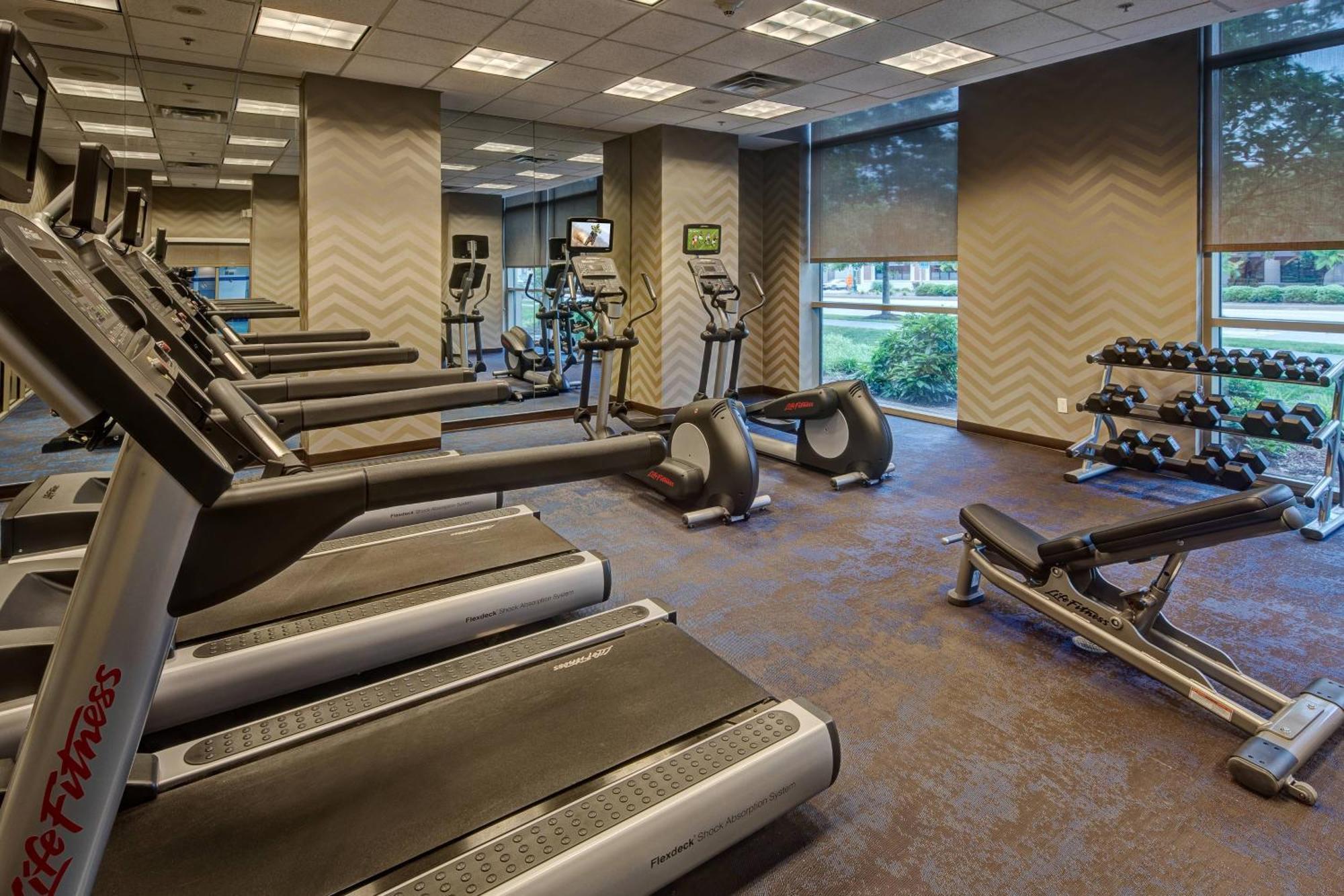 Residence Inn Norfolk Downtown Екстер'єр фото