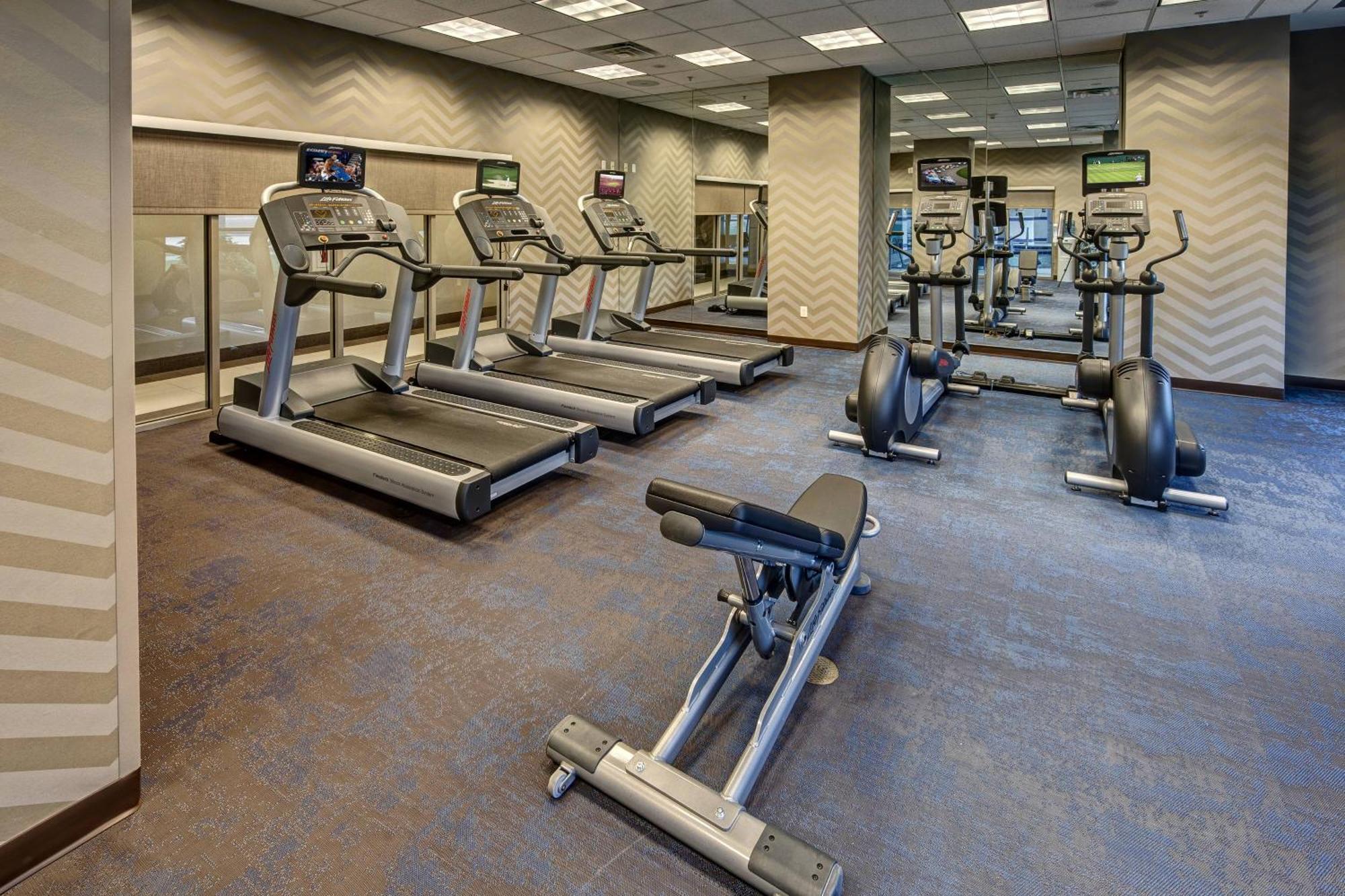 Residence Inn Norfolk Downtown Екстер'єр фото