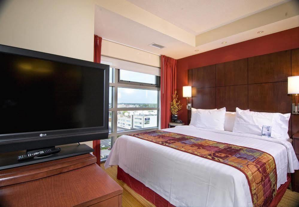 Residence Inn Norfolk Downtown Екстер'єр фото